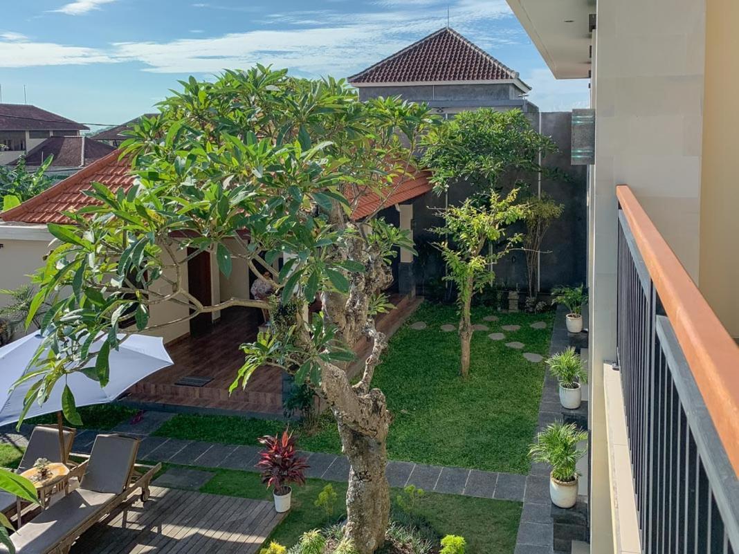 Lotus Bali Guest House Canggu Exteriér fotografie