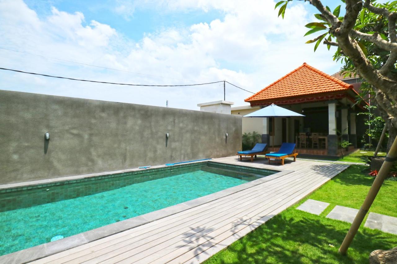 Lotus Bali Guest House Canggu Exteriér fotografie