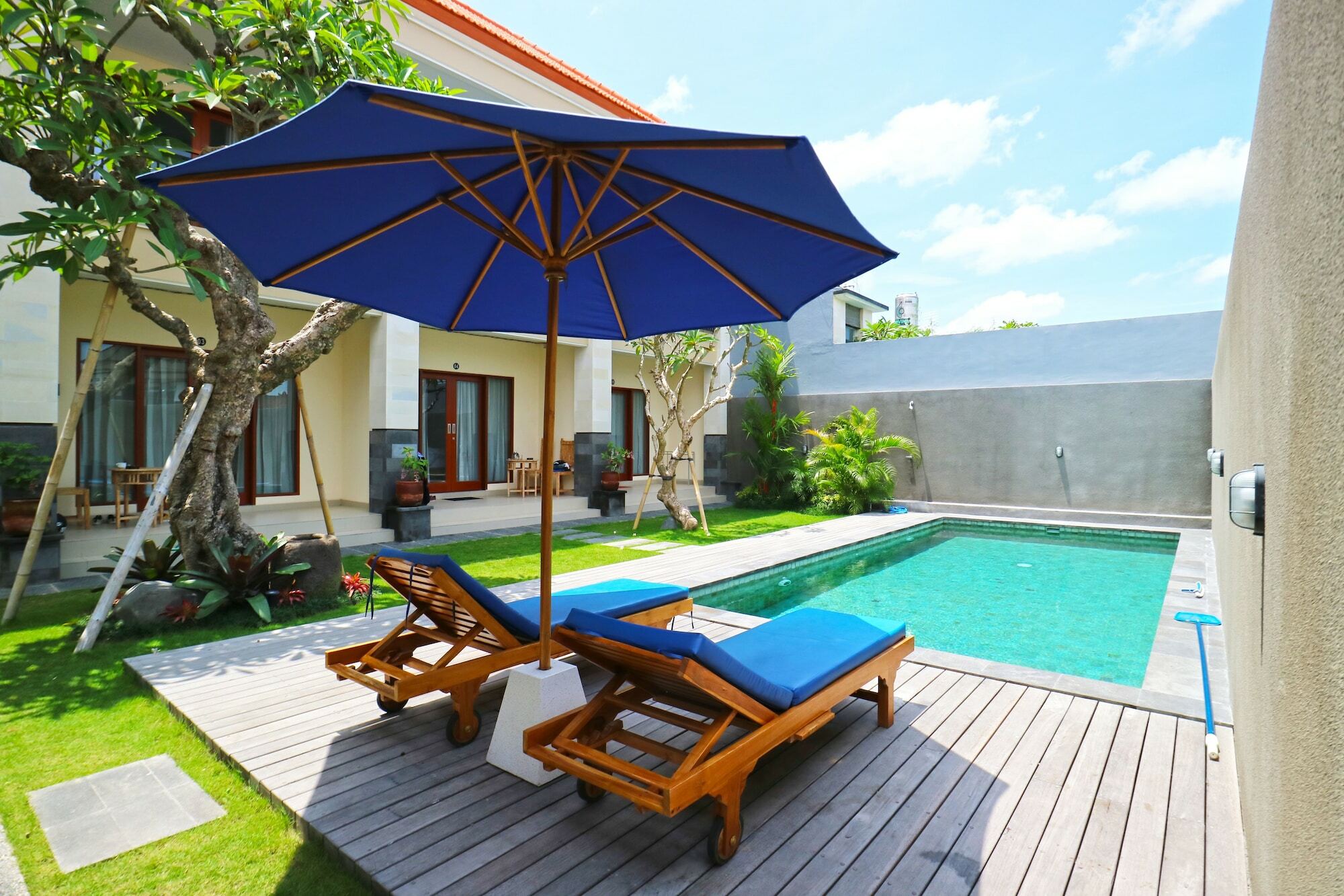Lotus Bali Guest House Canggu Exteriér fotografie